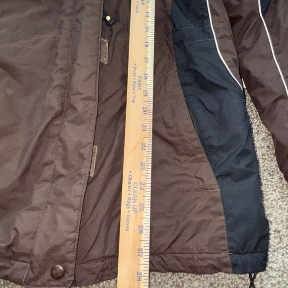 due to PoshM's policies cannot take down a listing within two months been bought - Picture 8 of 15